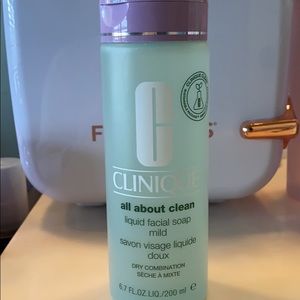 Clinique Mild Face Wash